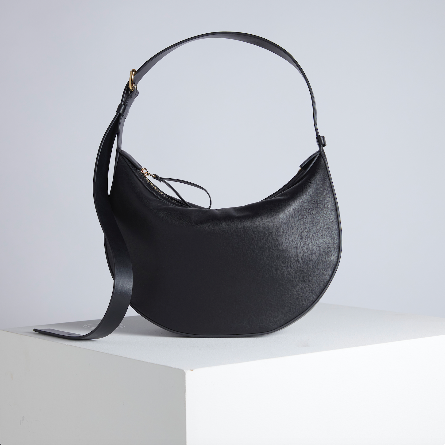 Cookie 28 Black Shoulder Bag