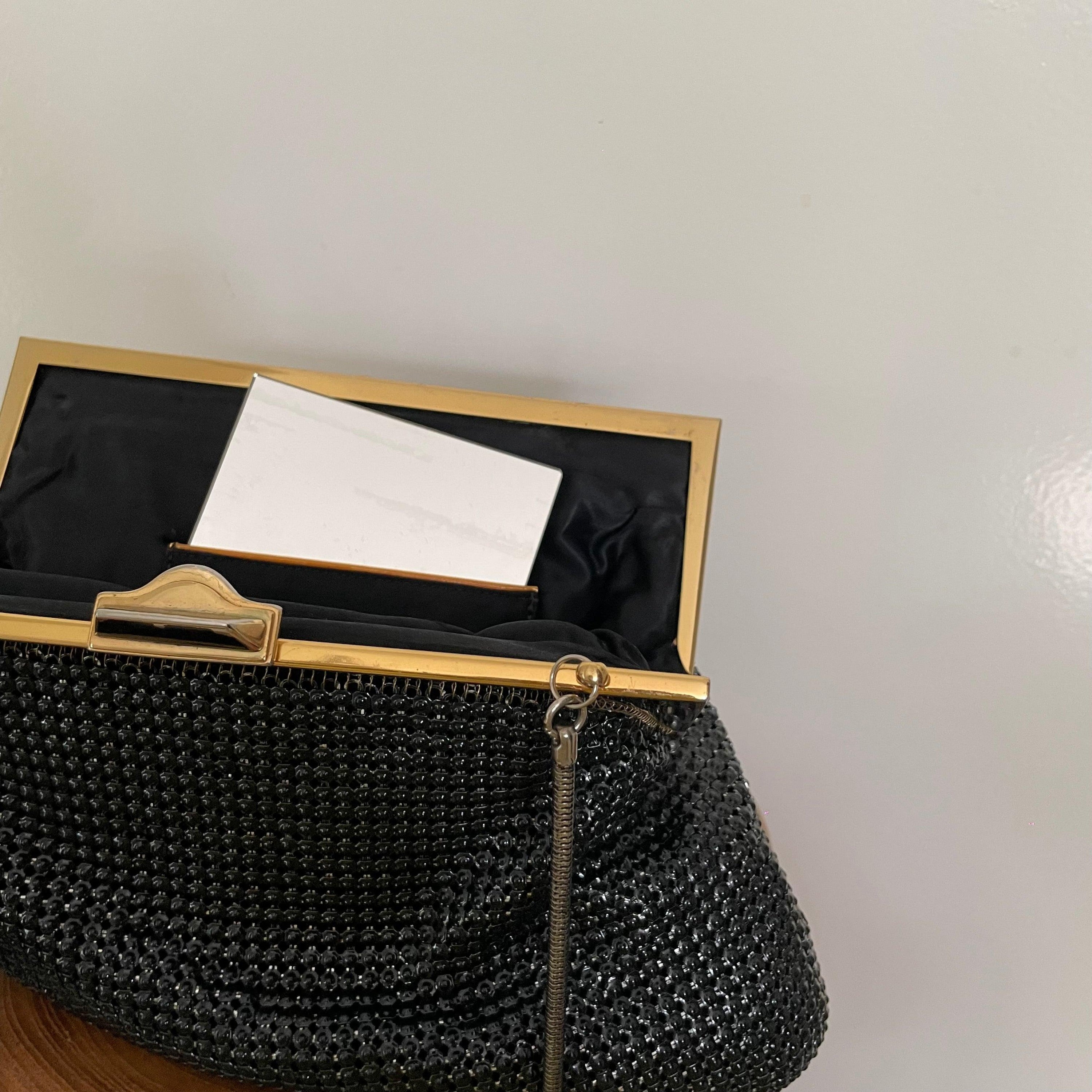 Vintage 1970s Black Glo Mesh Evening bag Signed by Park Lane N.S.W - WŪHAŪS