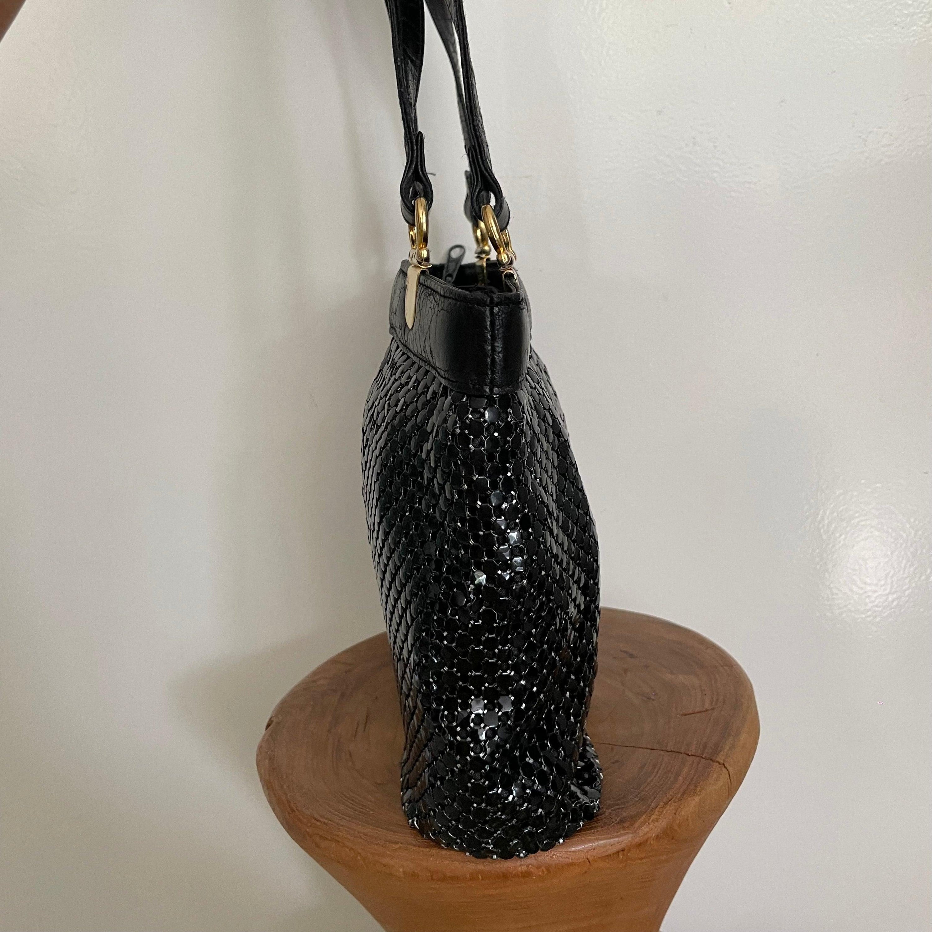 Vintage 1970s Black Glo-Mesh Shoulder bag - WŪHAŪS