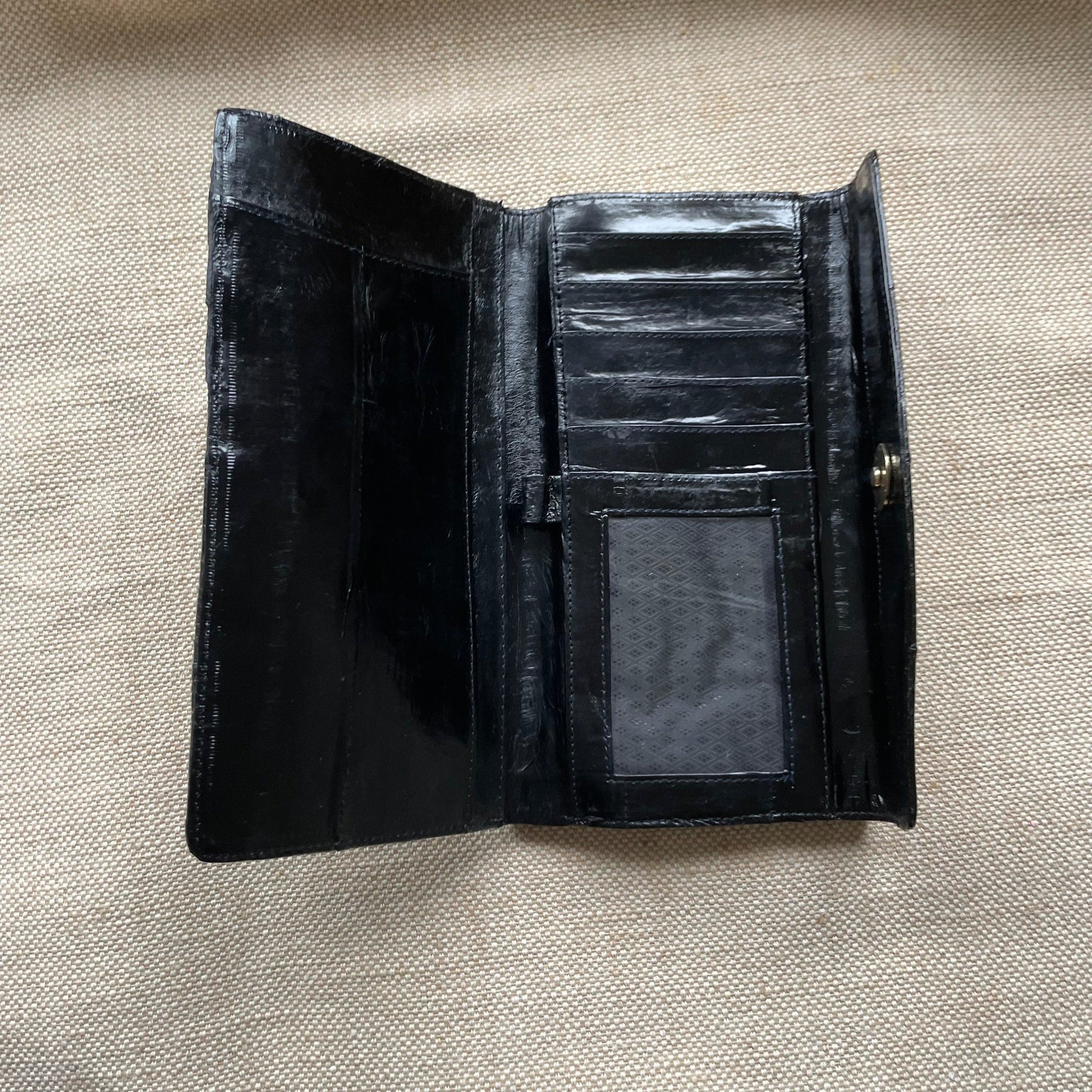 Vintage 80s Black Eel Leather Wallet with a Unique Gold Clasp - WŪHAŪS